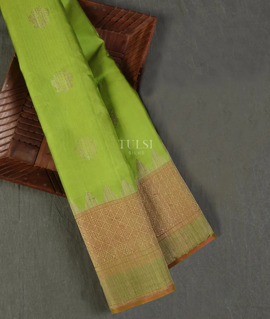 Green Gadwal Silk Saree T505057-image