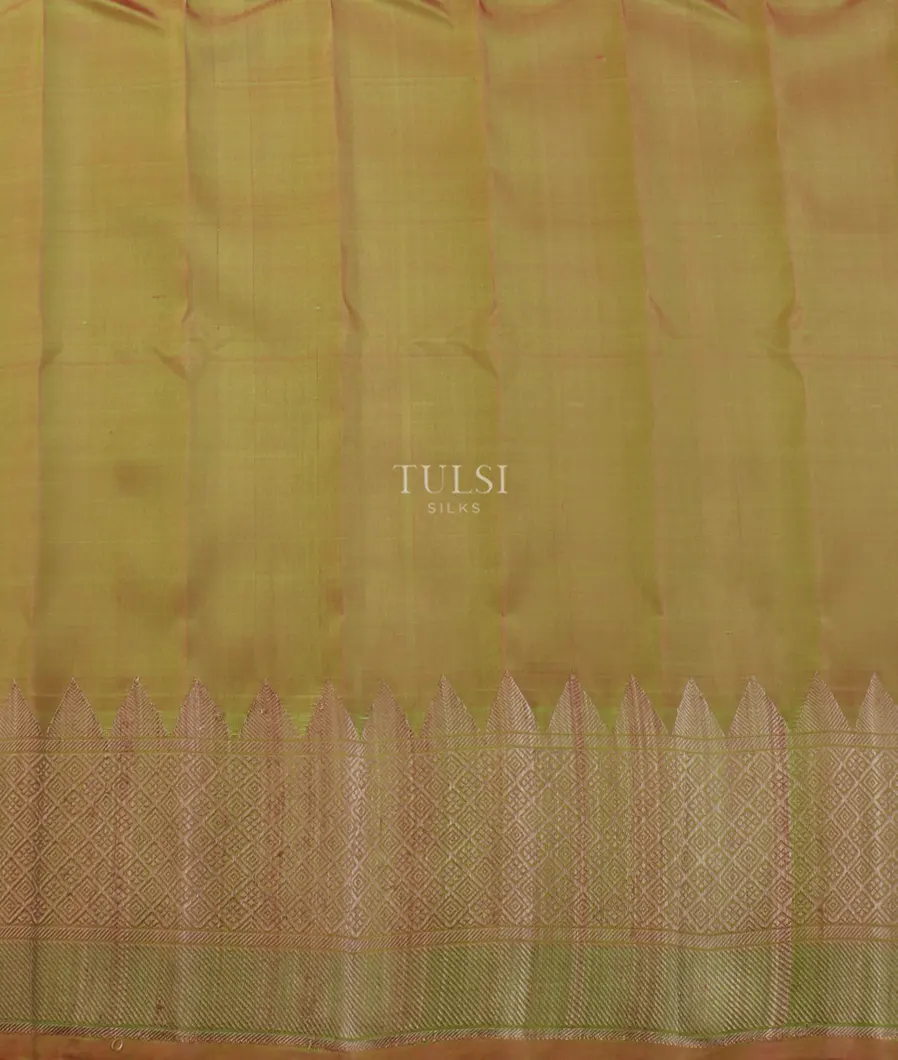 Green Gadwal Silk Saree T5050573