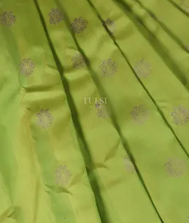 Green Gadwal Silk Saree T5050574