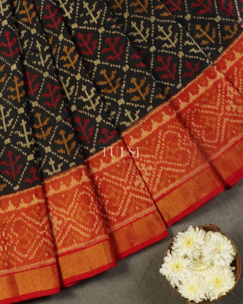 Black Patola Silk Saree T4716864