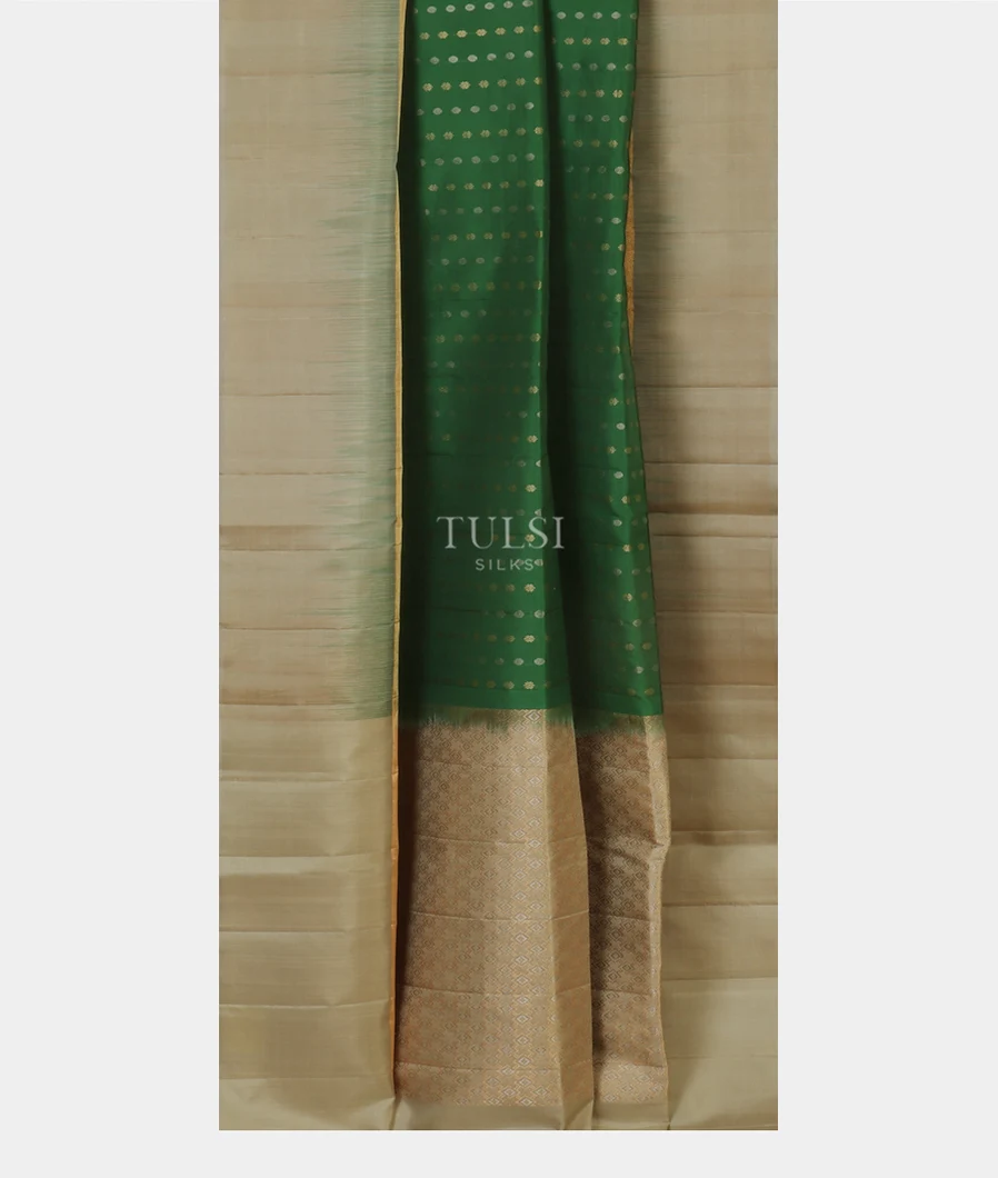Green Soft Silk Saree T5056682