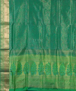 Green Soft Silk Saree T4541724