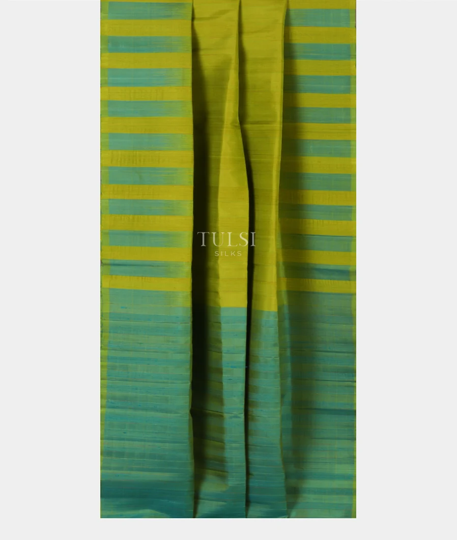 Green Soft Silk Saree T5036372