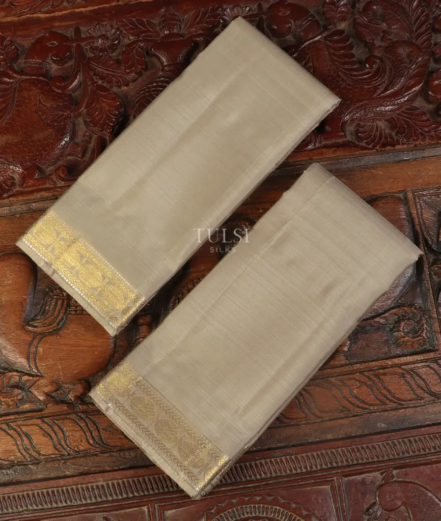 Grey Handwoven Kanjivaram Silk Dhoti and Vastharam T518805-image