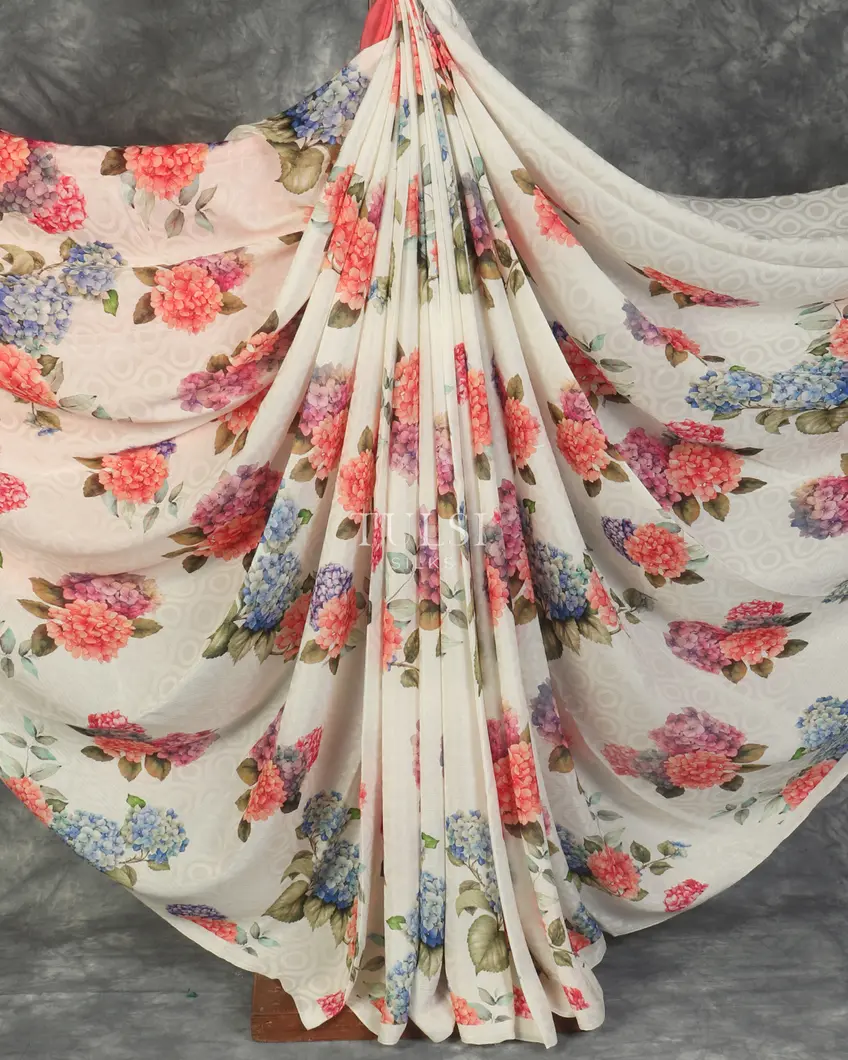 White Crinkle Crepe Silk Saree T5170245