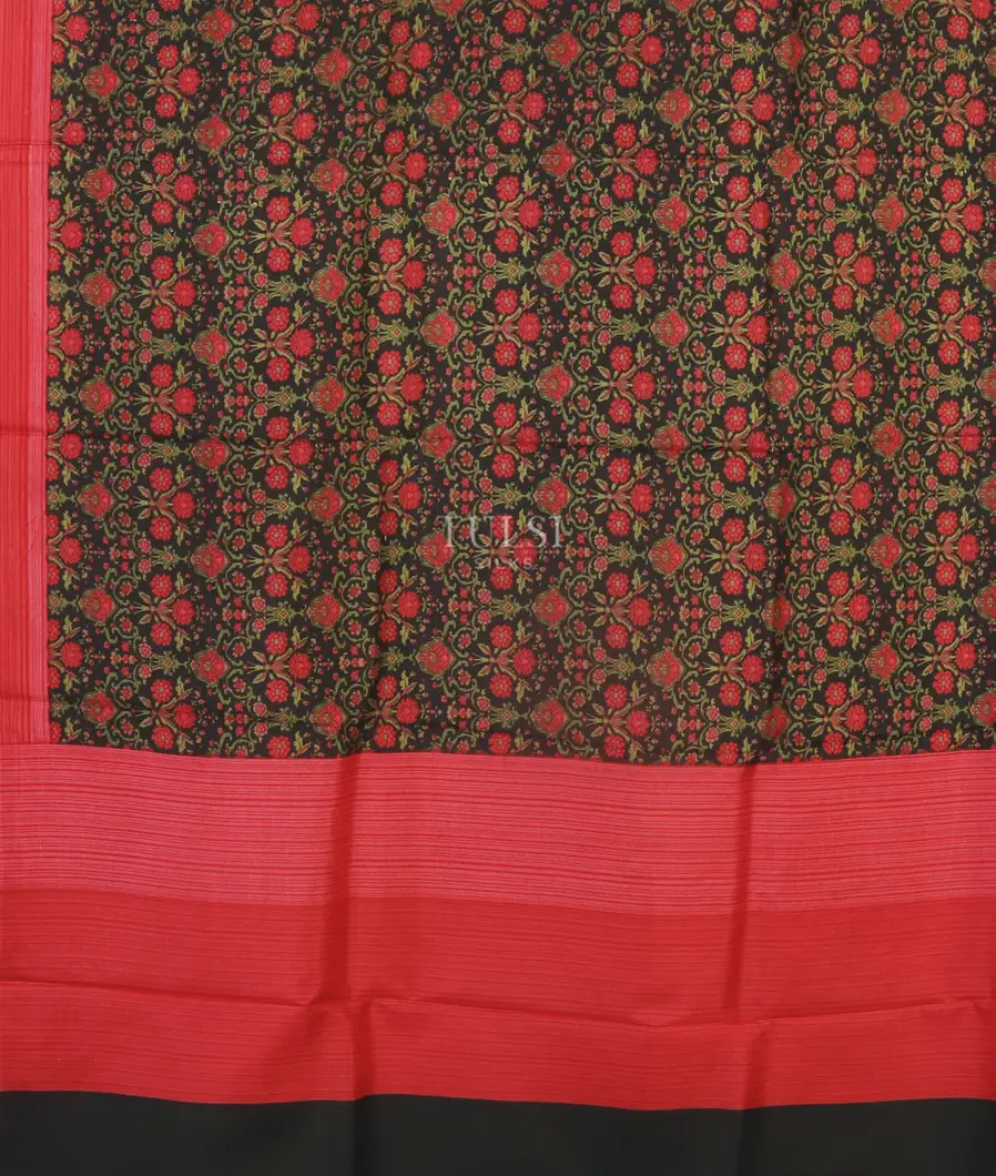 Black Printed Silk Saree T5189094