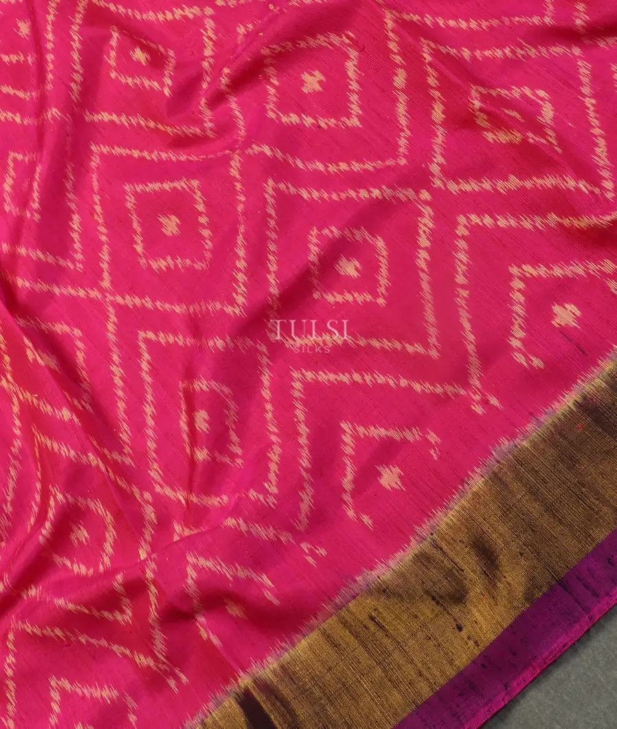 Magenta Patola Silk Saree T4910475