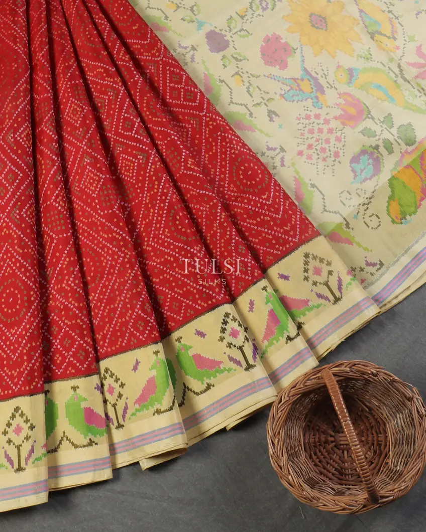 Red Patola Silk Saree T5180002