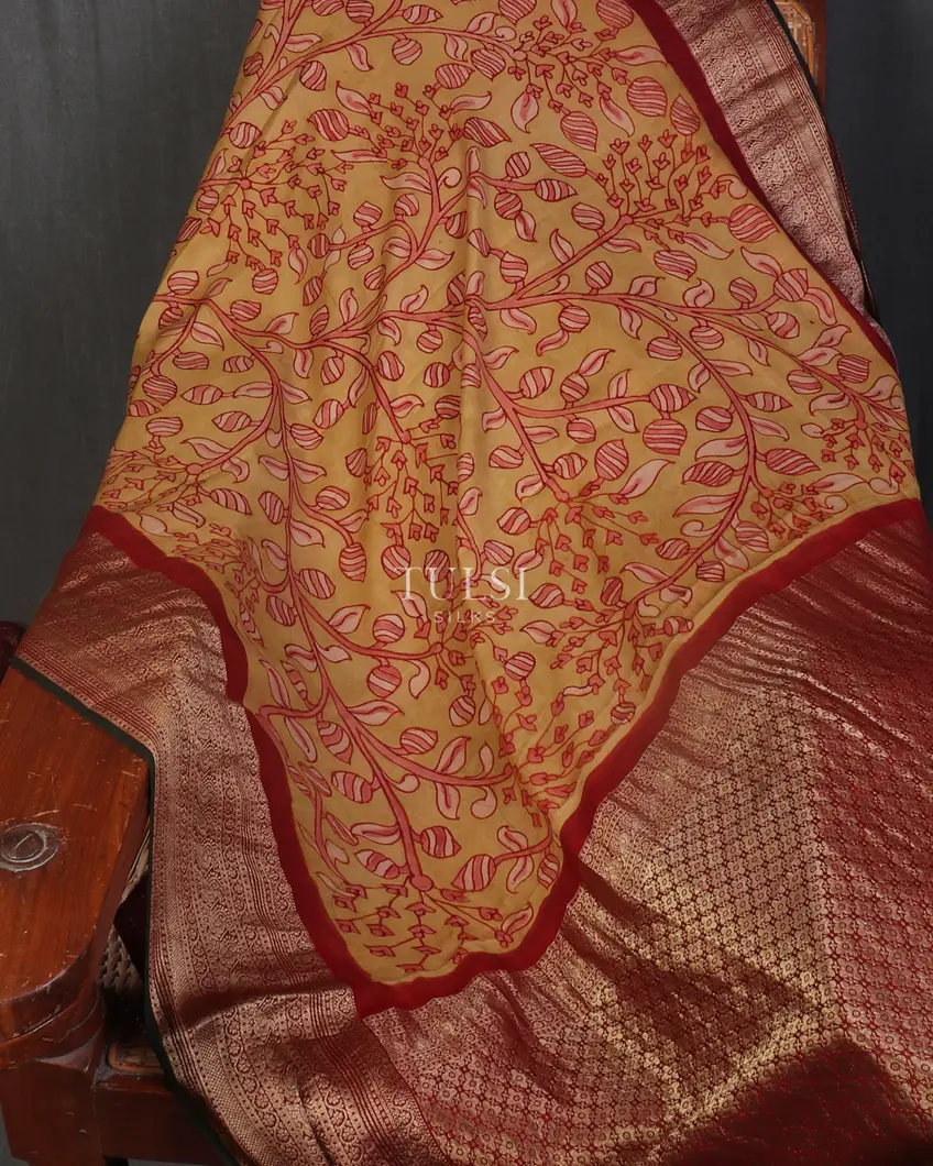Beige Mysore Crepe Kalamkari Handpainted Saree T5139812