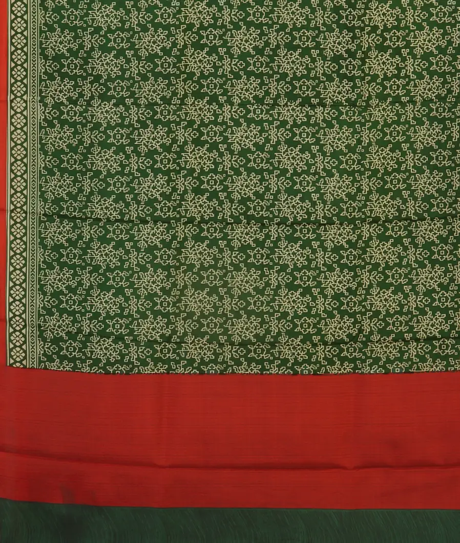 Green Printed Silk Saree T5189034