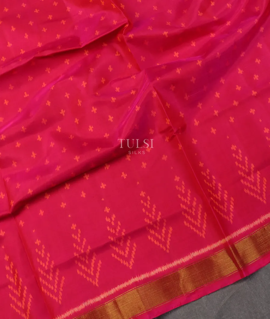 Magenta Patola Silk Saree T5223974