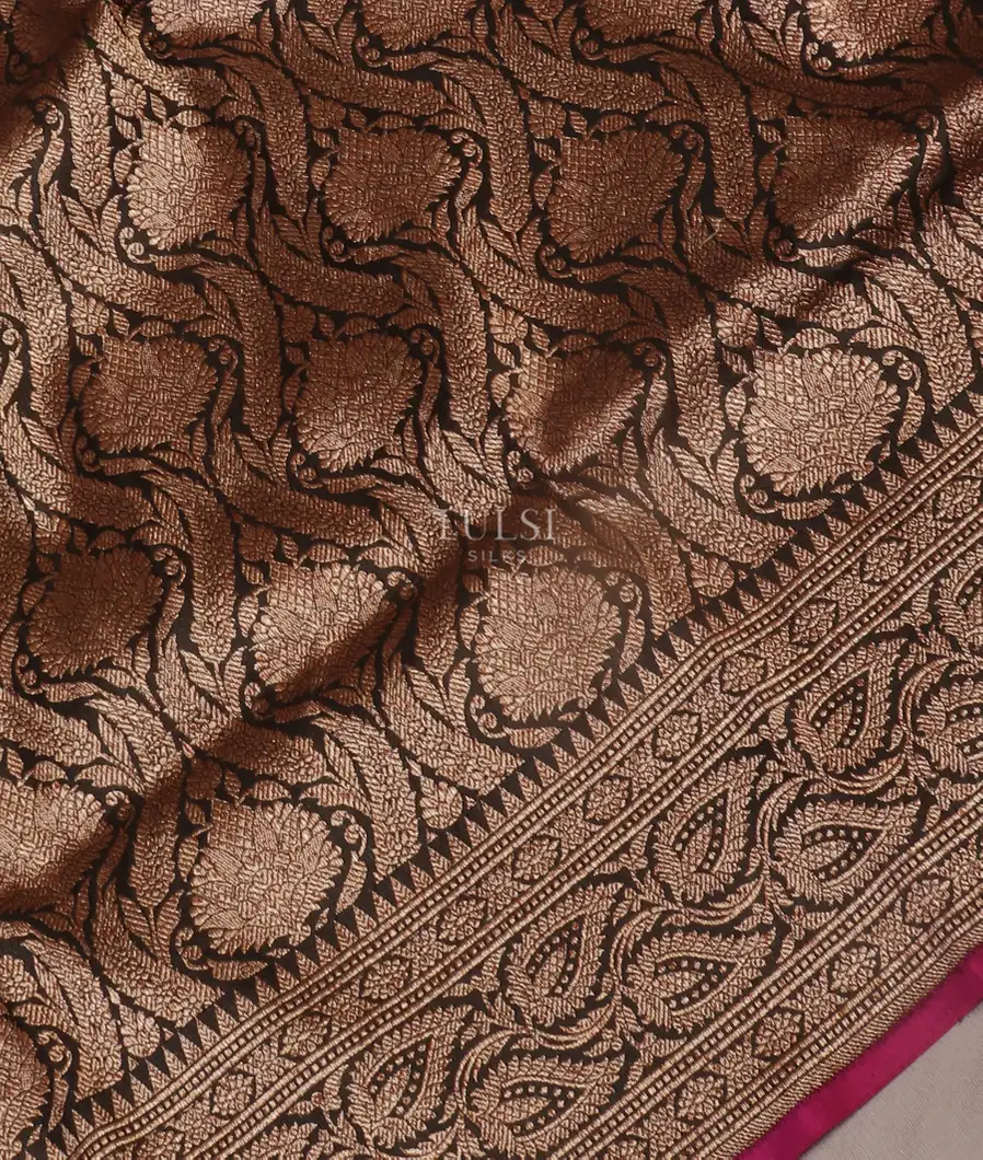 Black Banaras Silk Saree T4958314