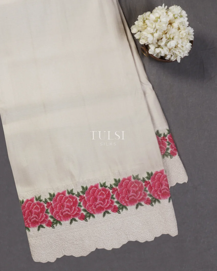 Off - White Kanjivaram Embroidery Silk Saree T518975-image
