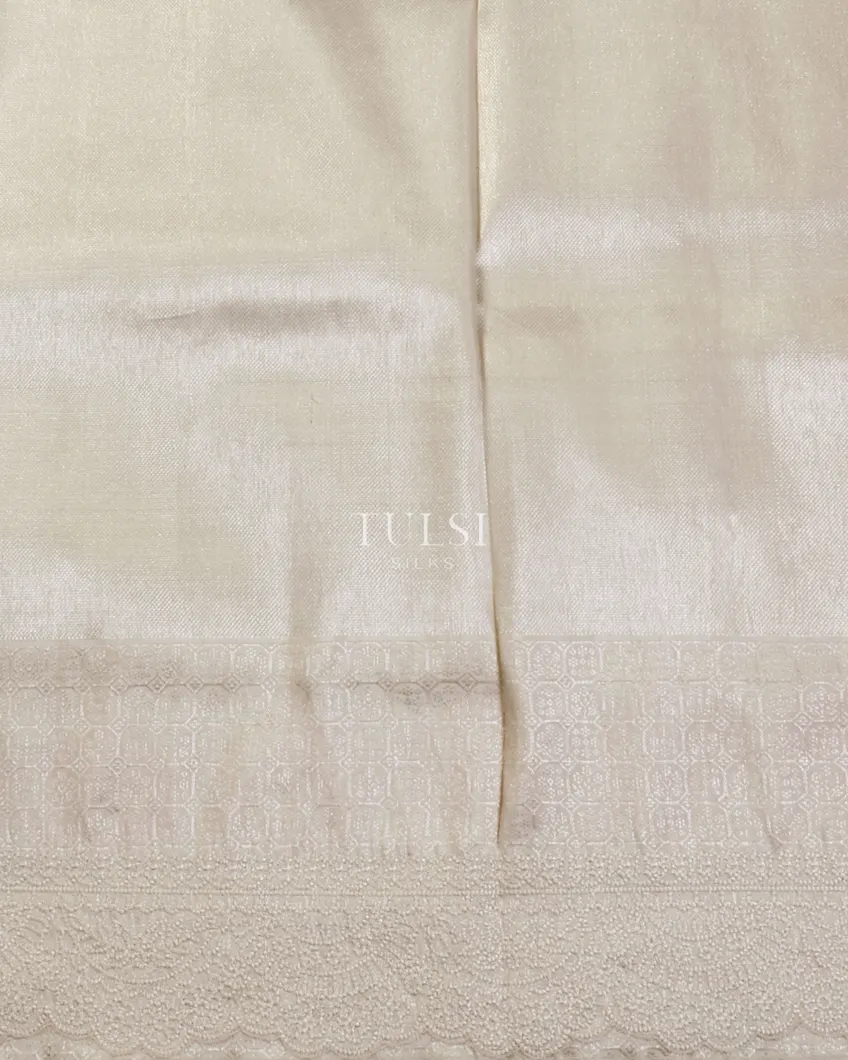 Off - White Kanjivaram Embroidery Silk Saree T5189753