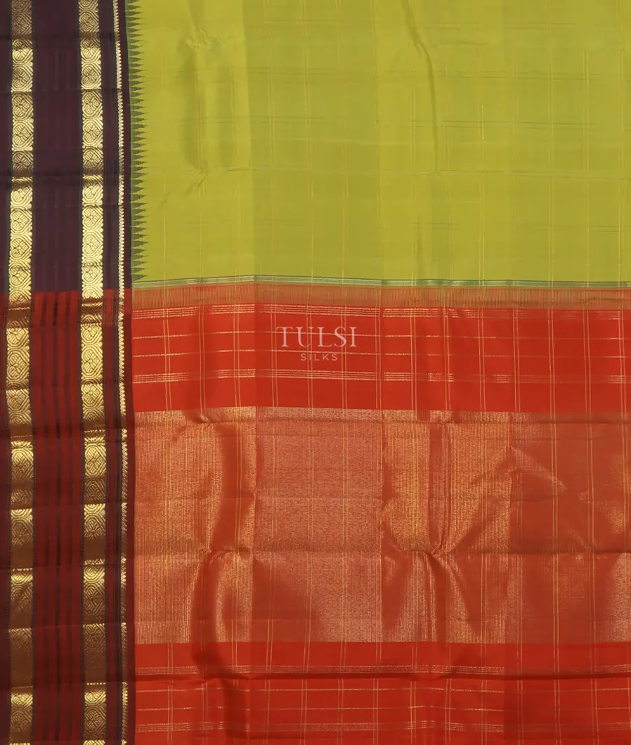 Green Kanjivaram Silk Saree T4784384