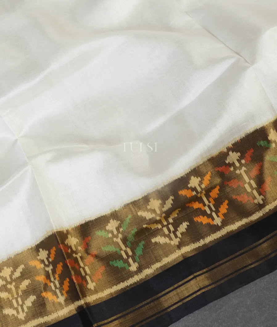 White Patola Silk Saree T4998885