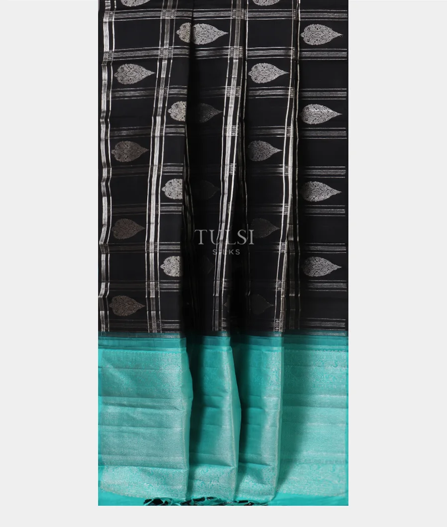 Black Kanjivaram Silk Saree T5295862