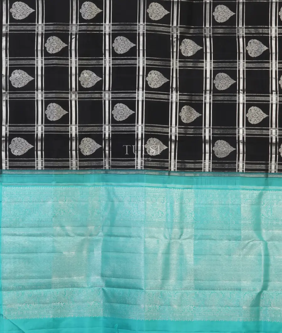 Black Kanjivaram Silk Saree T5295864