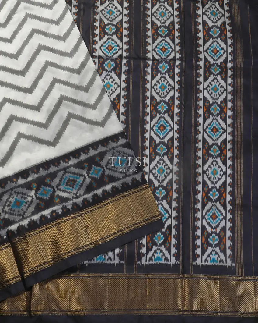 White Ikat Silk Saree T5346264