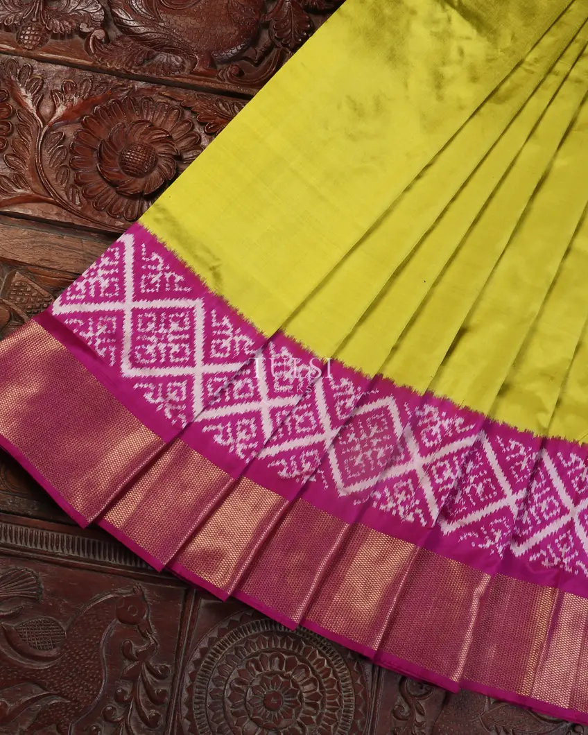 Parrot Green Ikat Silk Saree T5345722