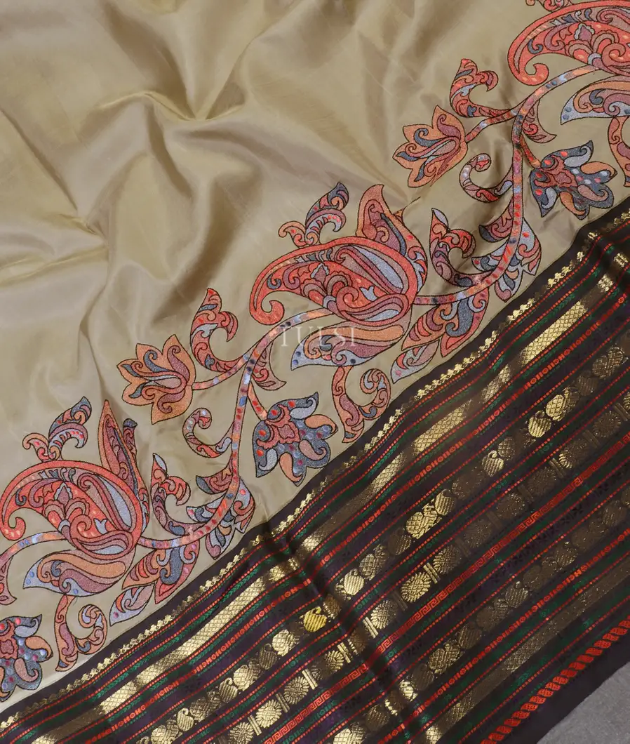 Grey Kanjivaram Embroidery Silk Saree T5282135