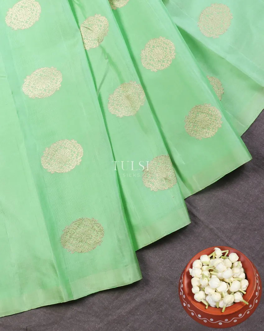 Green Kanjivaram Silk Saree T5369792