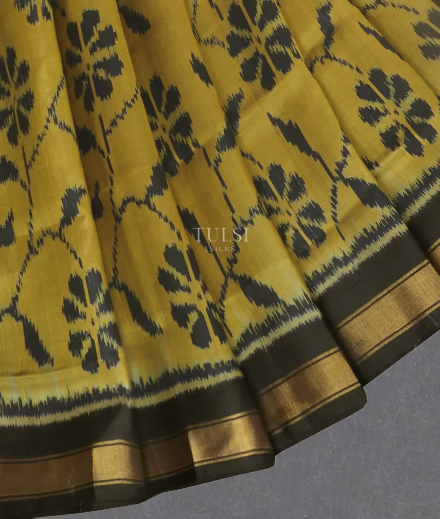 Mehndi Green Patola Silk Saree T5395574