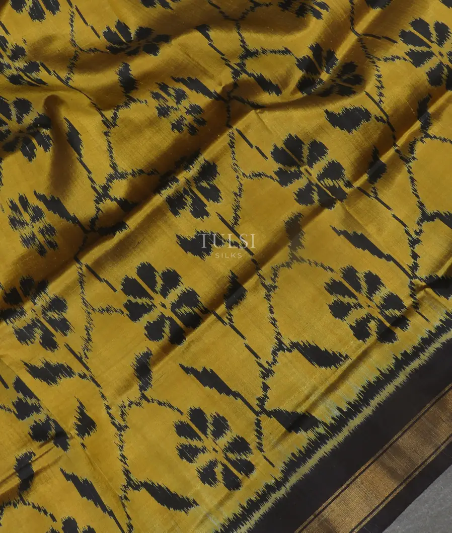 Mehndi Green Patola Silk Saree T5395575