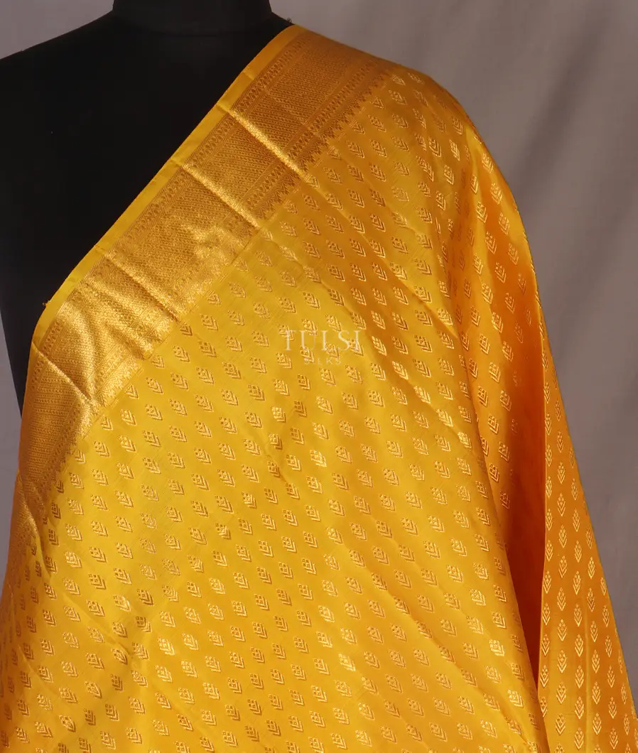 Yellow Kanjivaram Silk Dupatta T504149-image