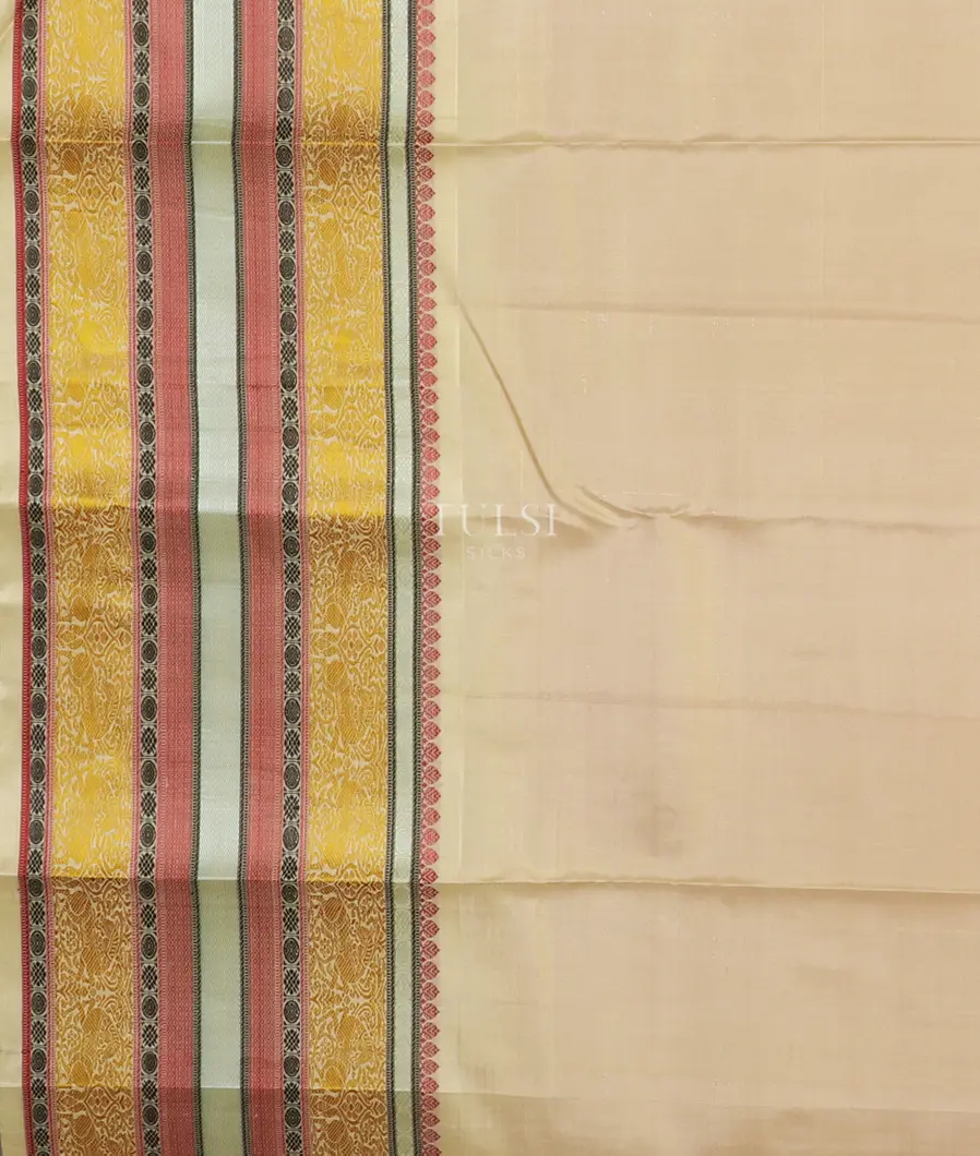 Red Kanjivaram Silk Saree T5253903