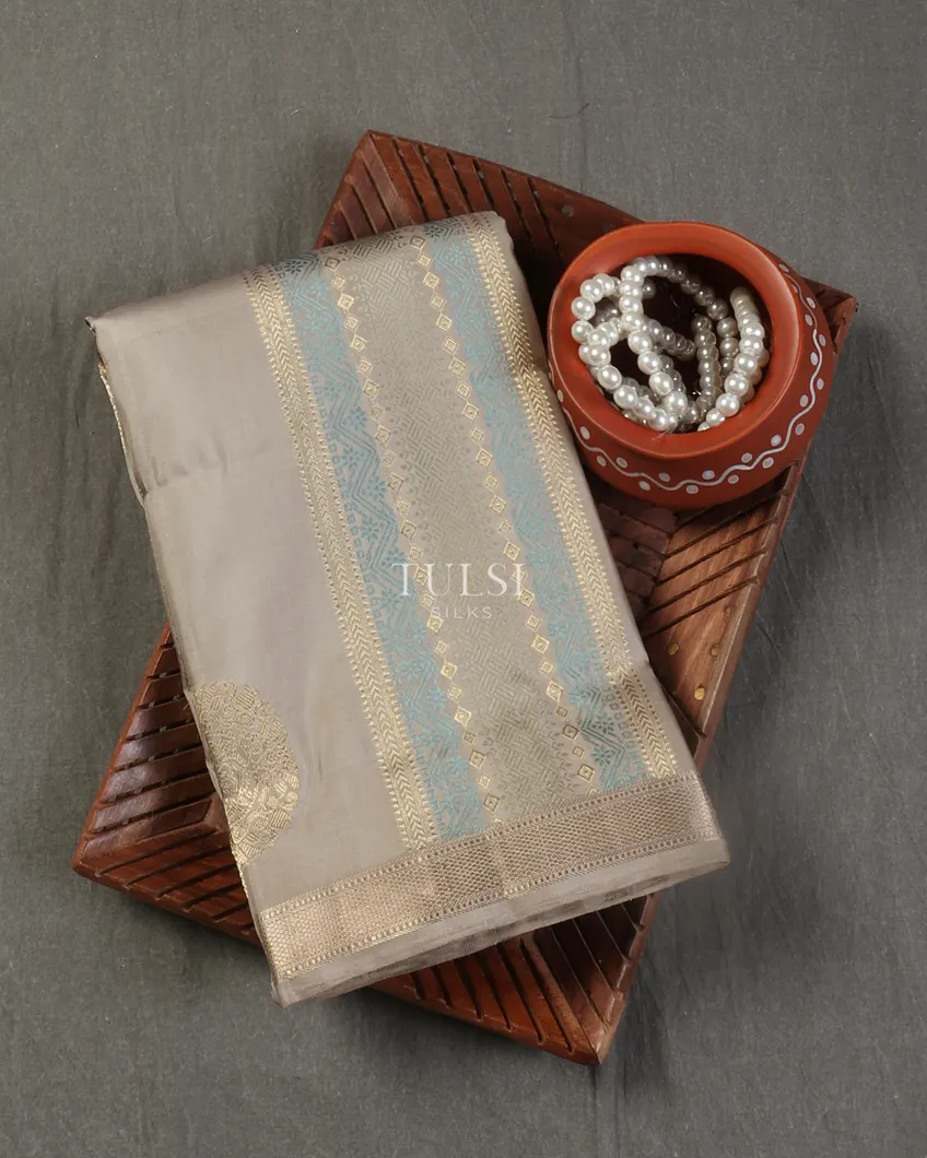 Grey Kanjivaram Silk Saree T523790-image