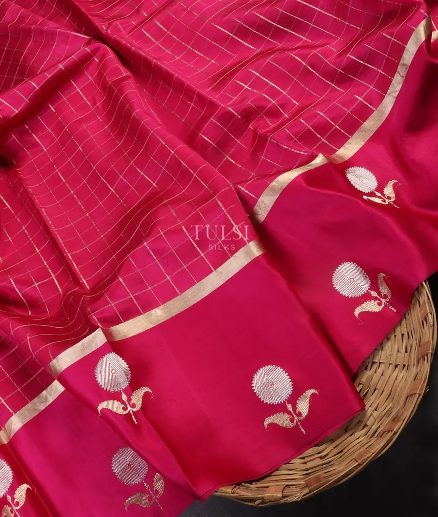 Magenta Banaras Silk Saree T523168-image