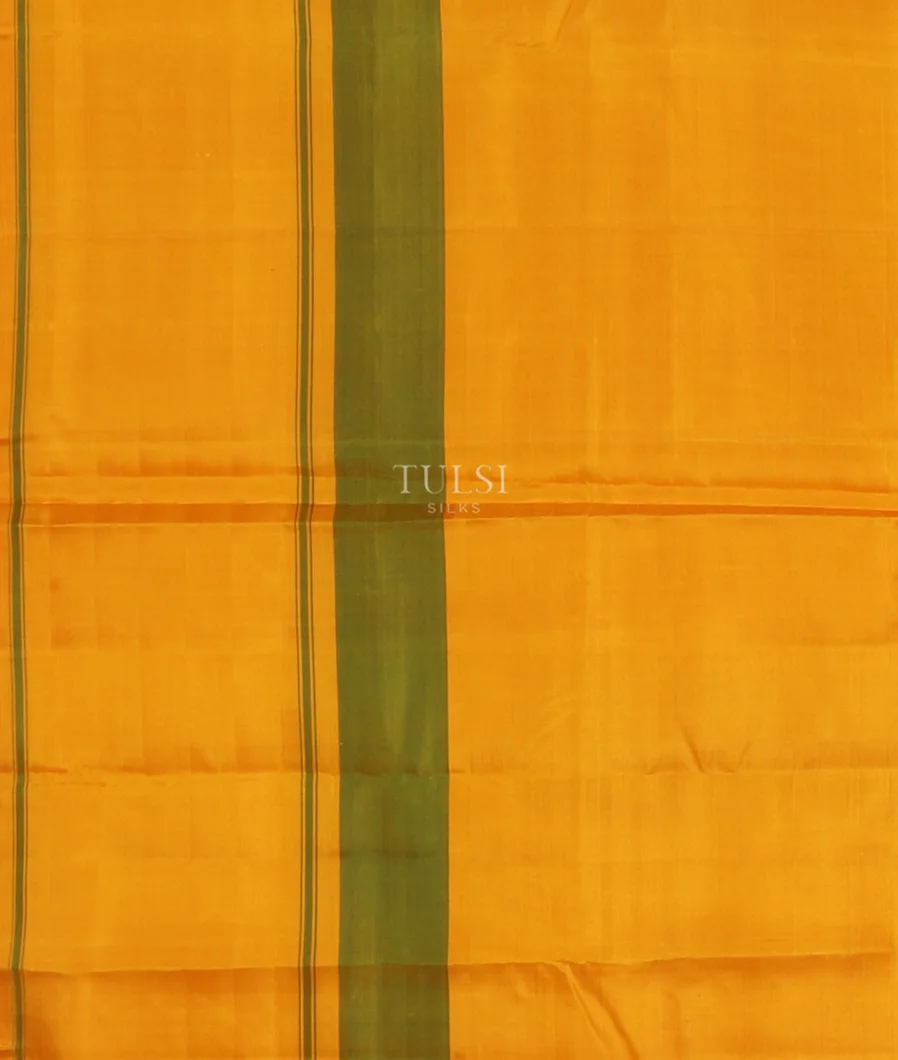 Red Kanjivaram Silk Saree T5279333