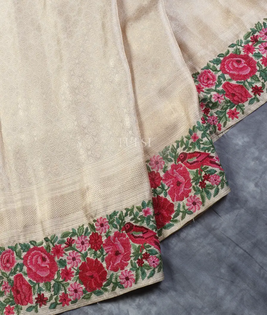 White Kanjivaram Embroidery Silk Saree T5383754