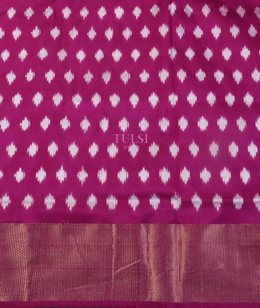 Green Ikat Silk Saree T5407963