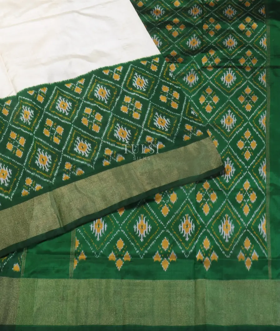 Off-White Ikat Silk Saree T5407844