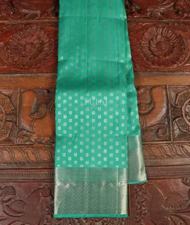 Green Kanjivaram Silk Saree T5368391