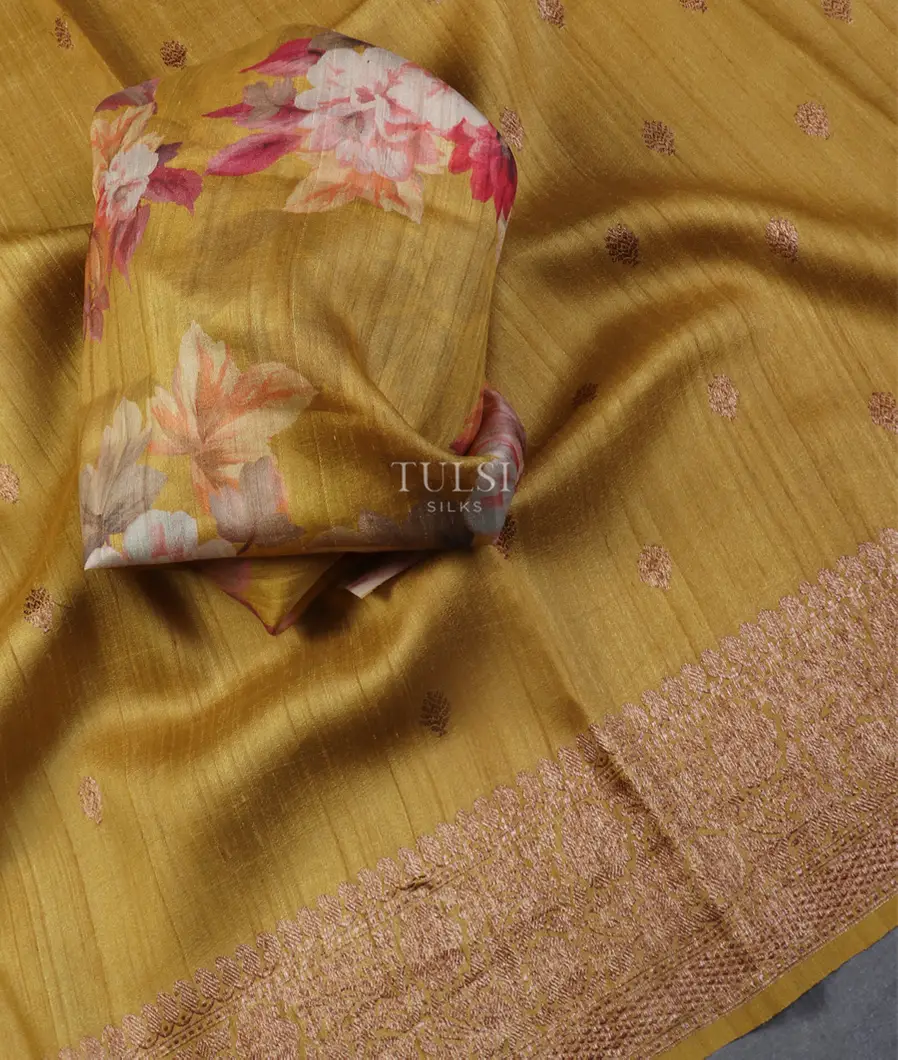 Yellowish Green Banaras Tussar Georgette Saree T5418704