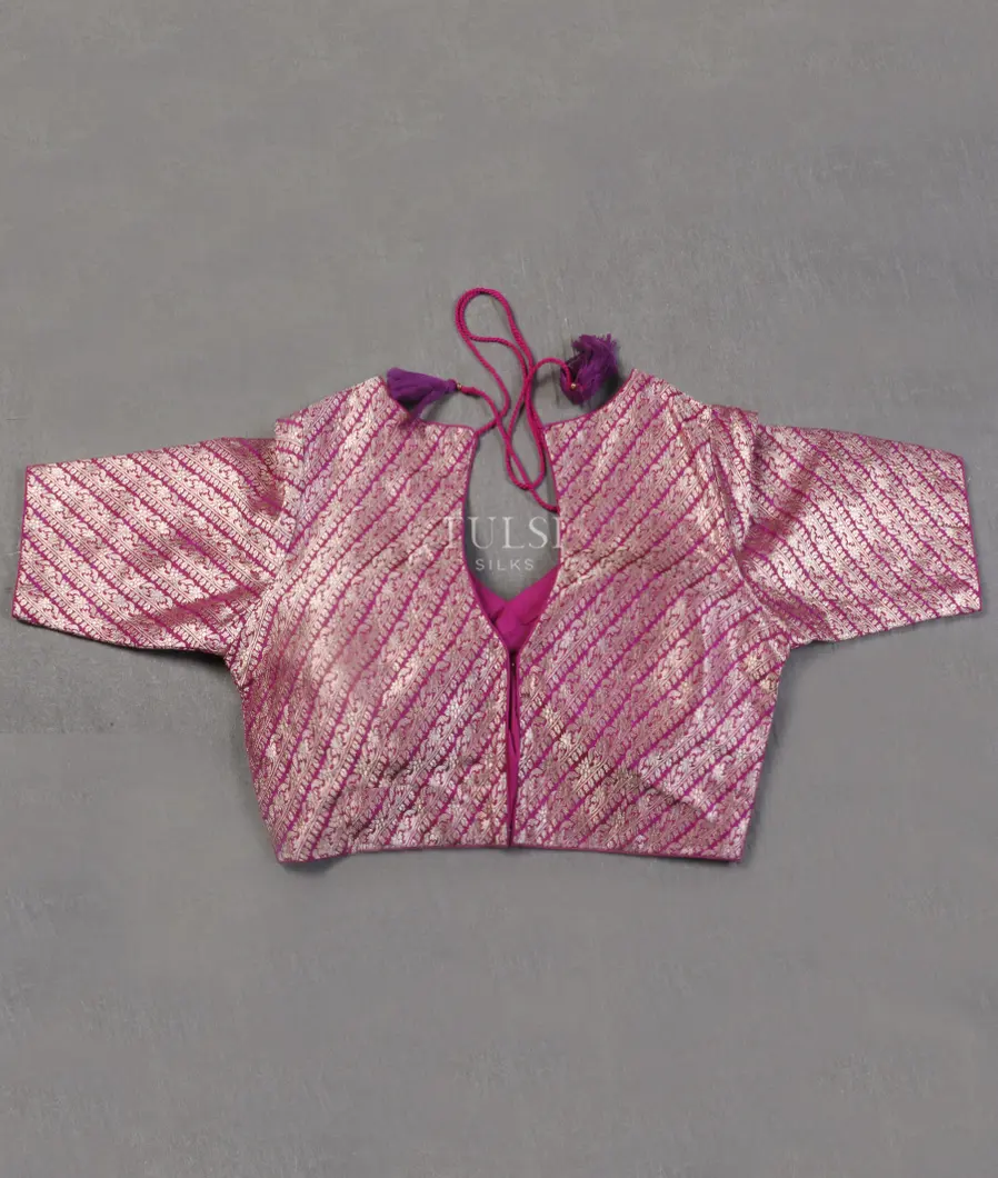 Beige Woven Tussar Saree T4966005