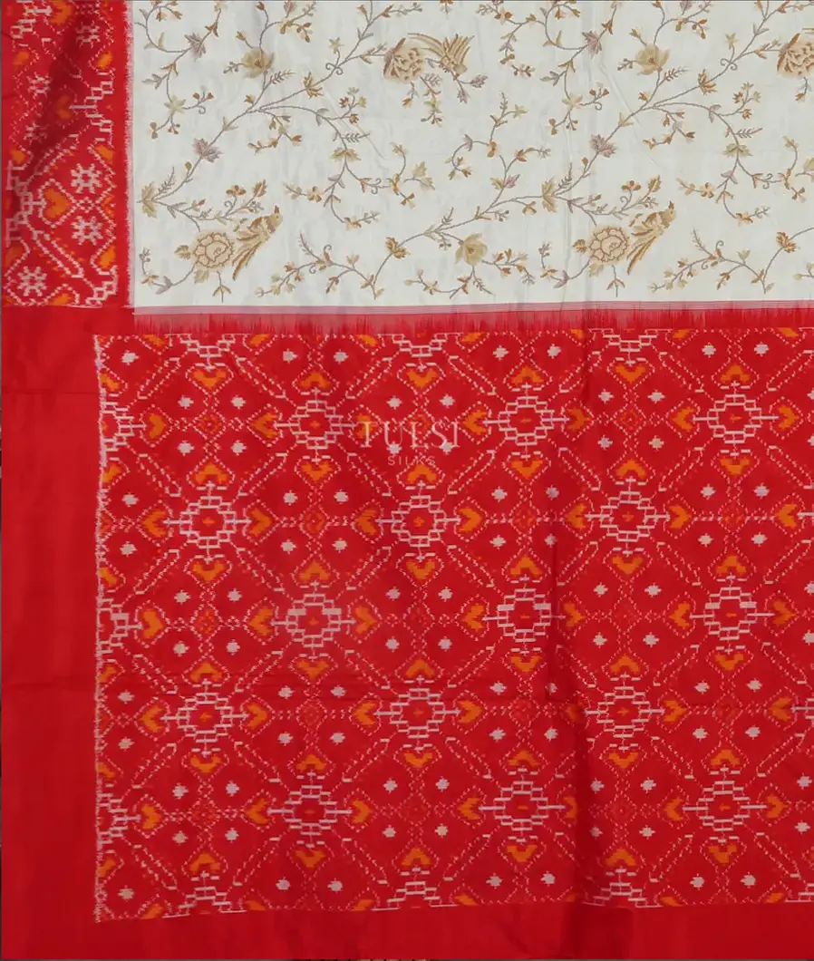 White Ikat Embroidery Silk Saree T4459375