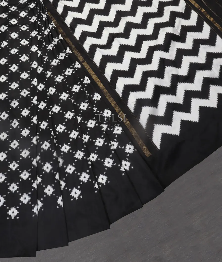 Black Ikat Silk Saree T5449502