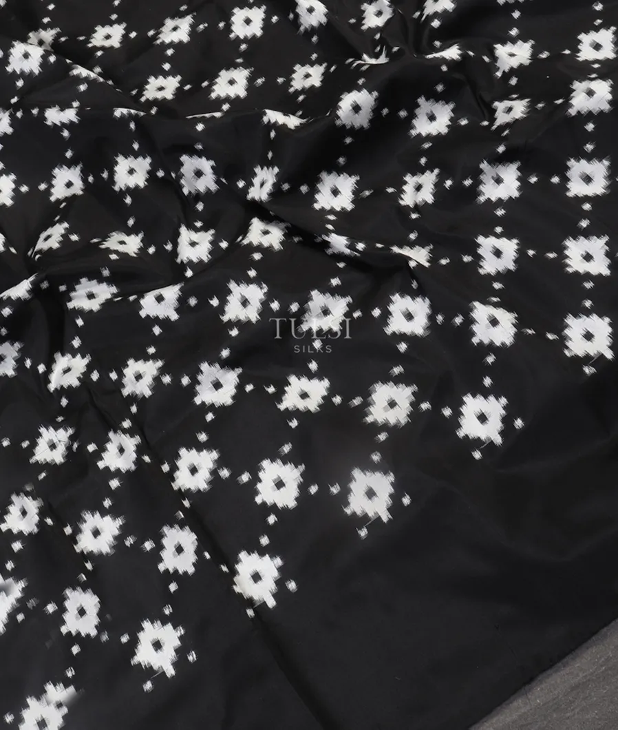 Black Ikat Silk Saree T5449505
