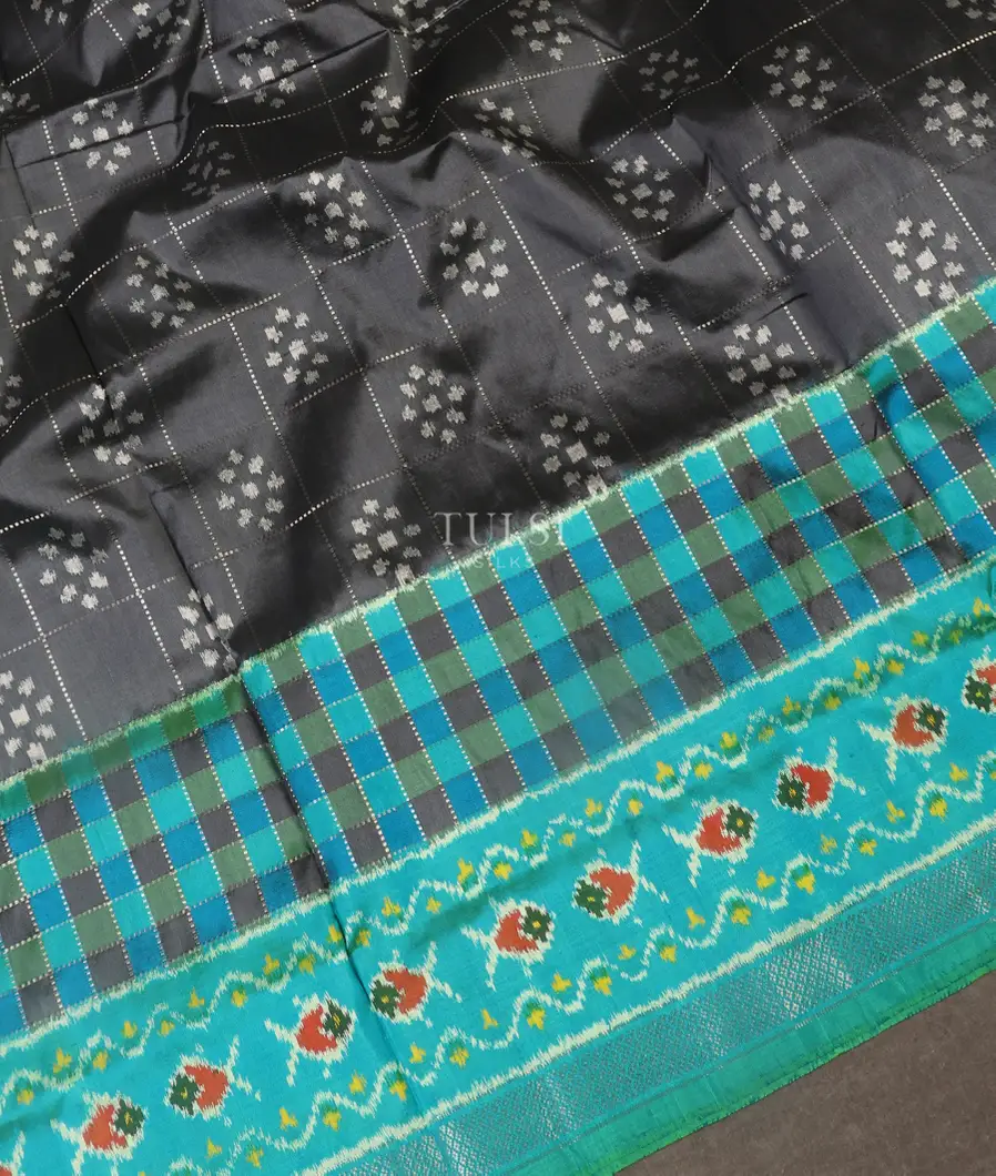 Grey Ikat Silk Saree T5452435