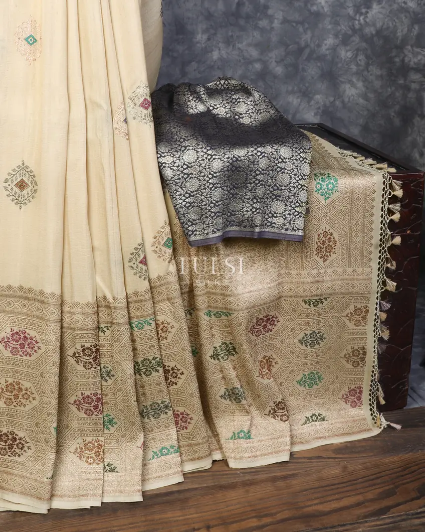 Off-White Tussar Georgette Saree T544534-image