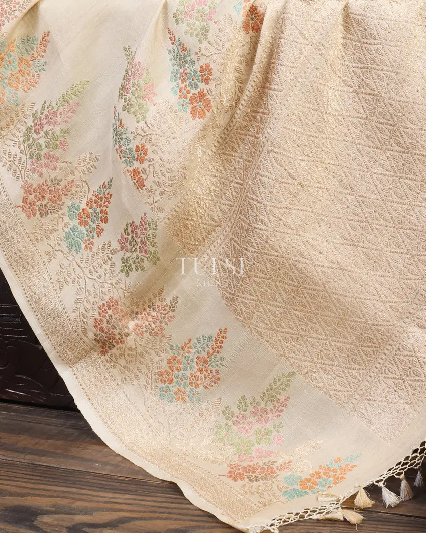 Off-White Tussar Georgette Saree T5445324