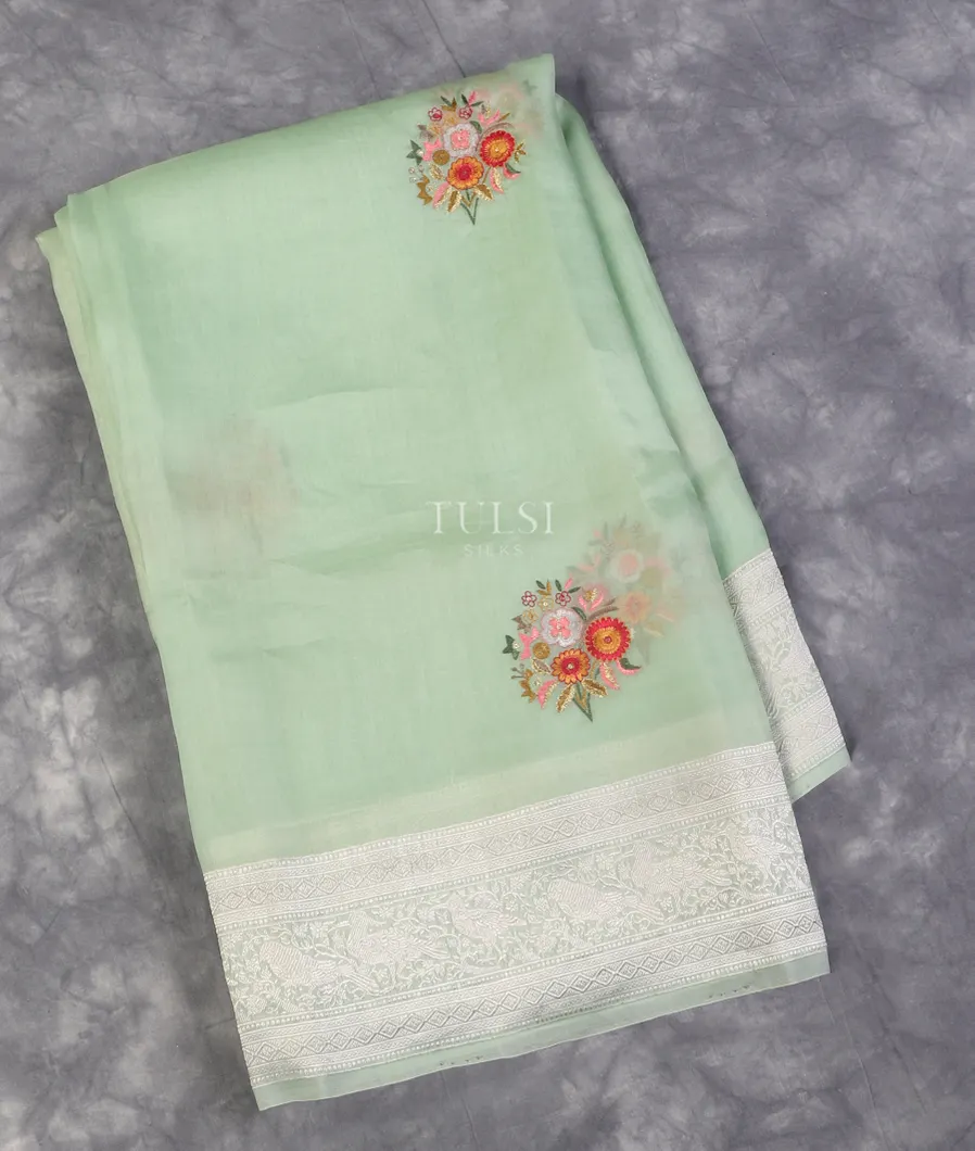 Heirloom Chikankari-Parsi Gara Hand Embroidered Saree – Talking Threads