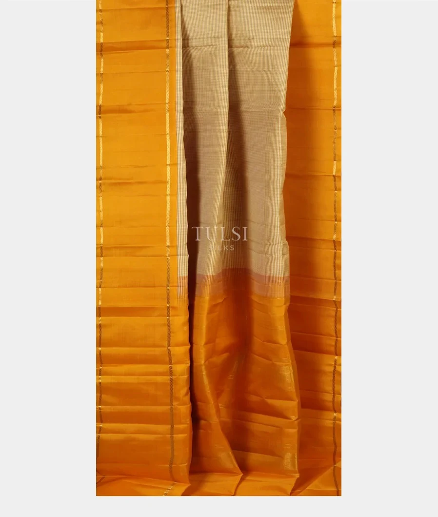 Off - White And Beige Kanjivaram Silk Saree T5507892
