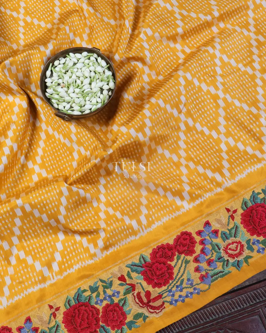 yellow-ikat-silk-saree-t551023-t551023-e