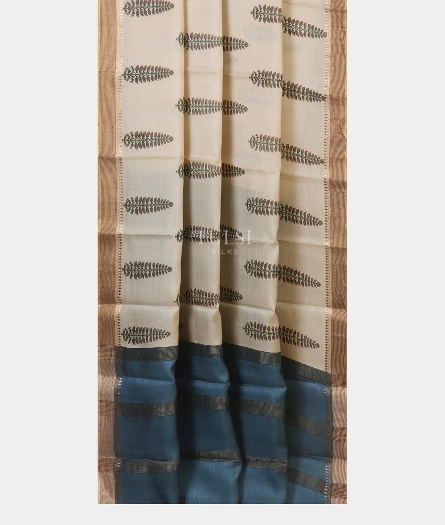 Off - White Tussar Printed Saree T5333882