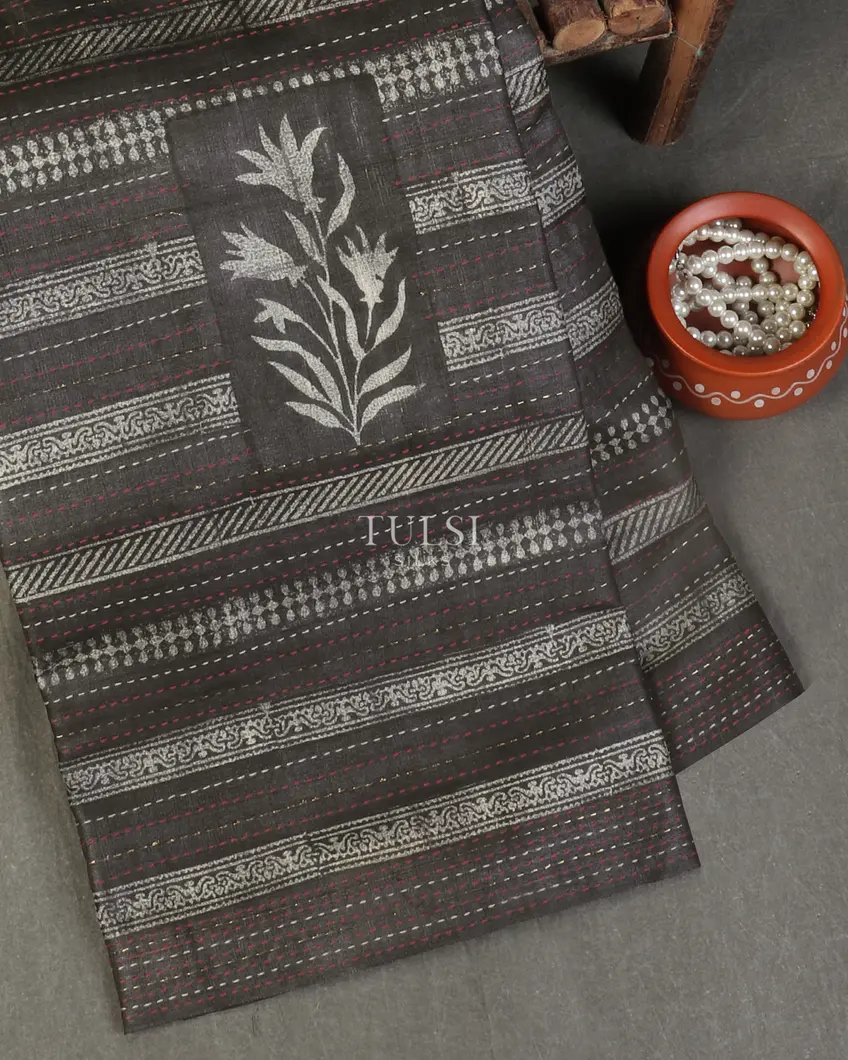 Grey Tussar Printed Saree T553418-image